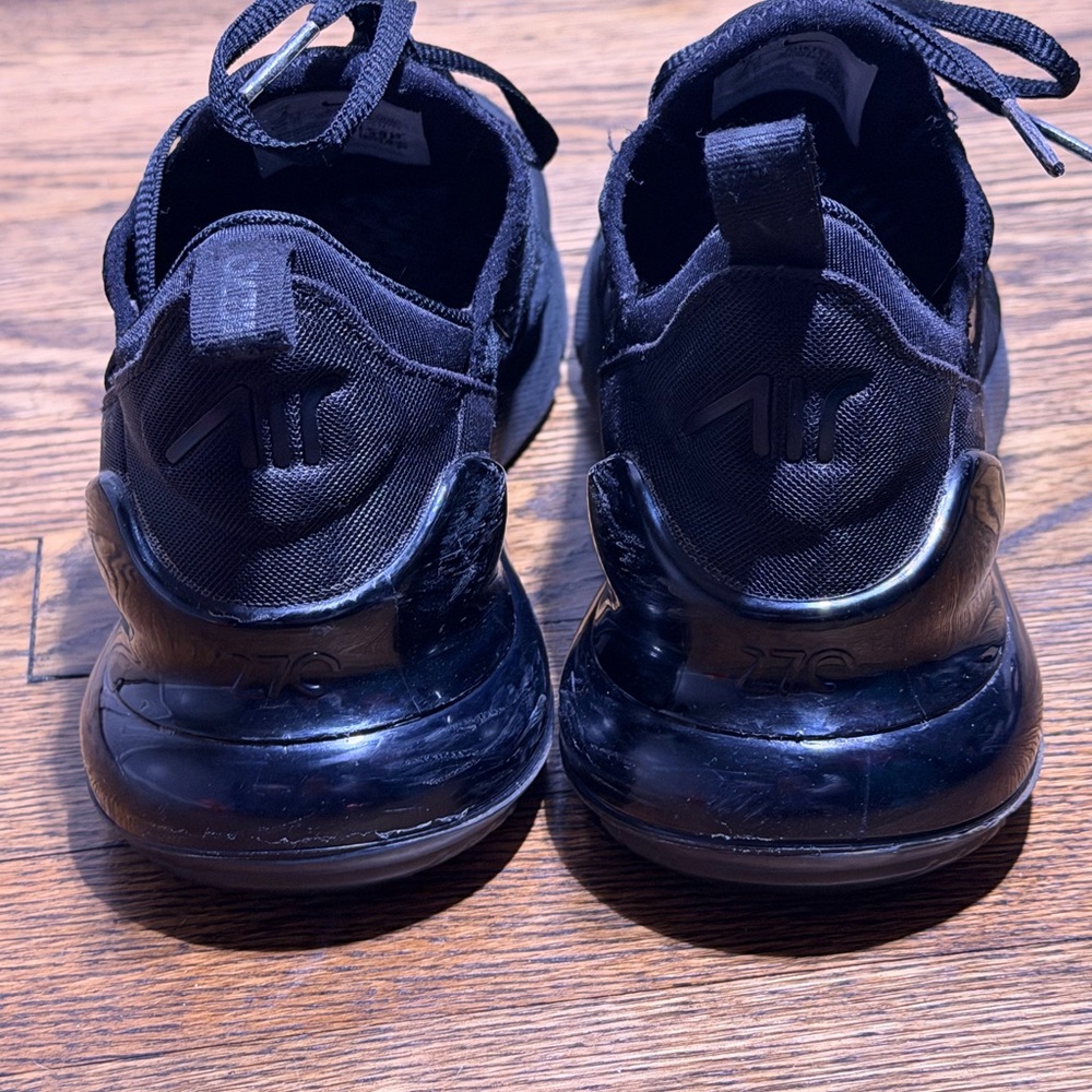 Nike Air Max 270 Triple Black Sneakers - Picture 4 of 6